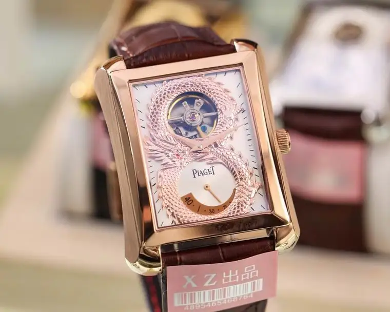 Piaget men watch M02